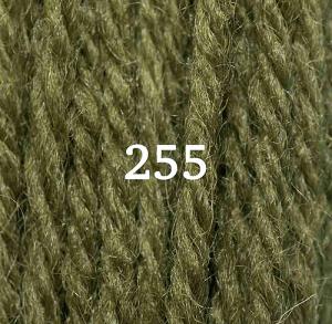 Appletons Crewel Wool Skein 255 Grass Green