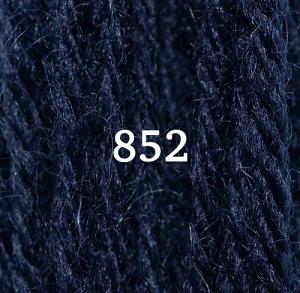 Appletons Crewel Wool Skein 852 Navy Blue