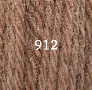 Appletons Crewel Wool Skein 912 Fawn