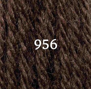 Appletons Crewel Wool Skein 956 Drab Fawn