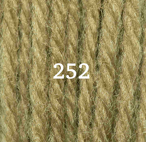 Appletons Crewel Wool Skein 252 Grass Green
