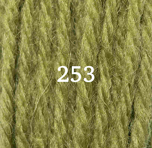 Appletons Crewel Wool Skein 253 Grass Green