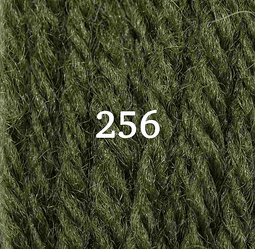 Appletons Crewel Wool Skein 256 Grass Green