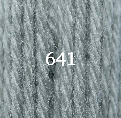 Appletons Crewel Wool Skein 641 Peacock Blue