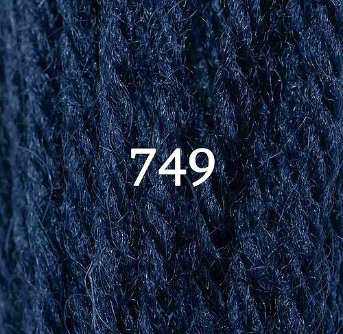 Appletons Crewel Wool Skein 749 Bright China Blue