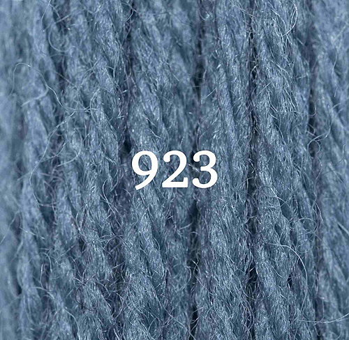 Appletons Crewel Wool Skein 923 Dull China Blue