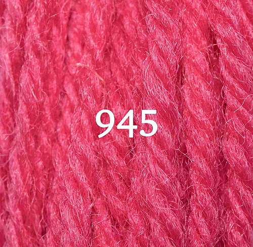 Appletons Crewel Wool Skein 945 Bright Rose Pink