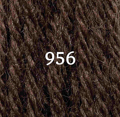 Appletons Crewel Wool Skein 956 Drab Fawn